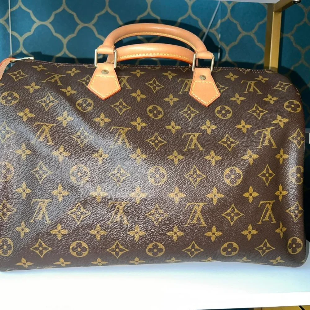 Louis Vuitton Monogram Speedy 35 - Picture 1 of 9